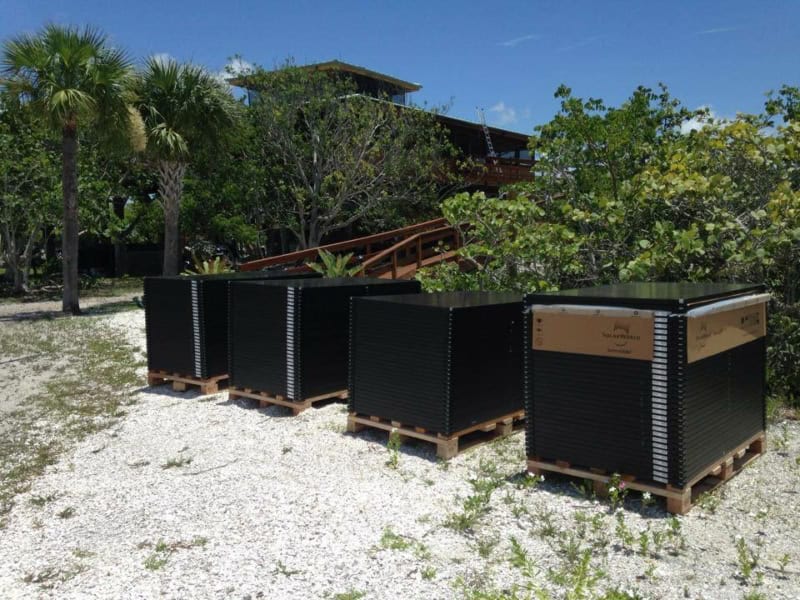 120 - Solarworld 280 Mono's Black On Black