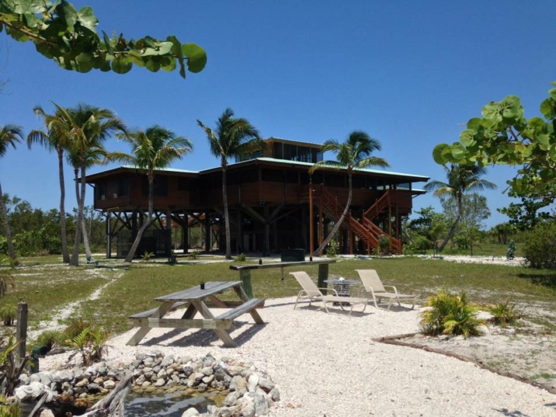 7200 Sq Ft, All The Ammenities Of Home